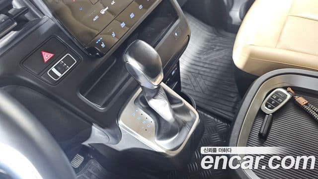 Hyundai Staria Modern, 2022 9