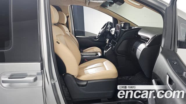 Hyundai Staria Modern, 2022 11