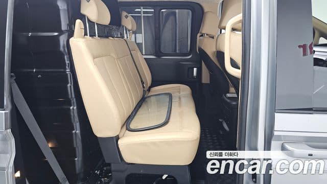 Hyundai Staria Modern, 2022 12