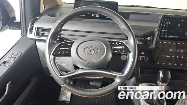 Hyundai Staria Modern, 2022 13