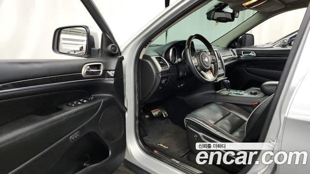 Jeep Grand Cherokee WK2, 2013 10