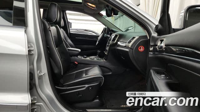 Jeep Grand Cherokee WK2, 2013 11