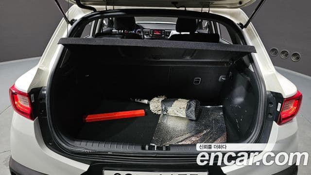 Kia Stonic Deluxe, 2019 20