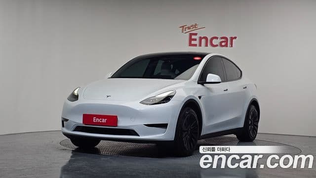 Tesla модель Y, 2024 1