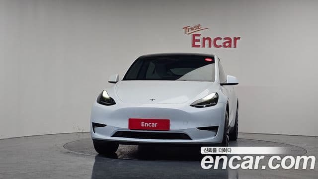 Tesla модель Y, 2024 3