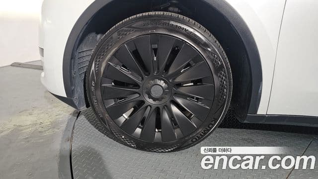 Tesla модель Y, 2024 все фото