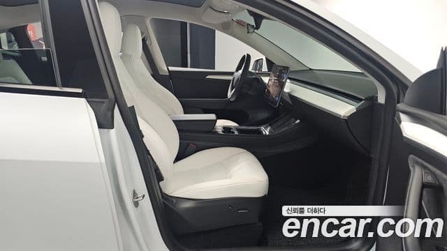 Tesla модель Y, 2024 11