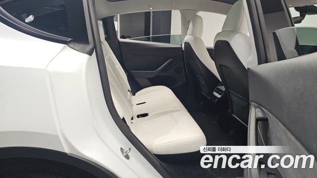 Tesla модель Y, 2024 12