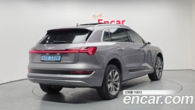 Audi e-Tron, 2020 2