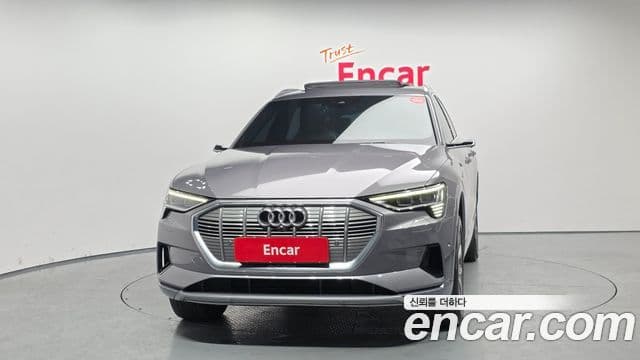Audi e-Tron, 2020 3