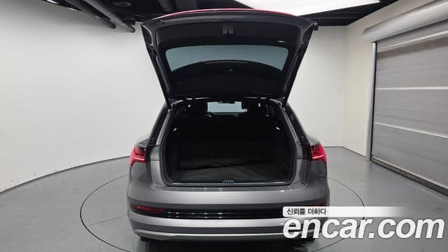 Audi e-Tron, 2020 20