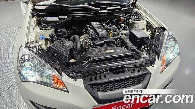 Hyundai Genesis купе 200 турбо R, 2009 6