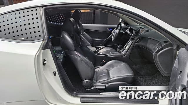 Hyundai Genesis купе 200 турбо R, 2009 10