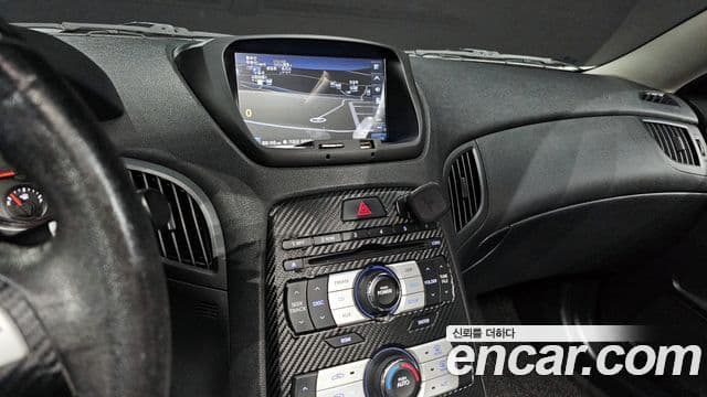 Hyundai Genesis купе 200 турбо R, 2009 14