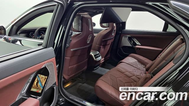 BMW 7시리즈 (G70) 740i xDrive M Sport, 2024 11