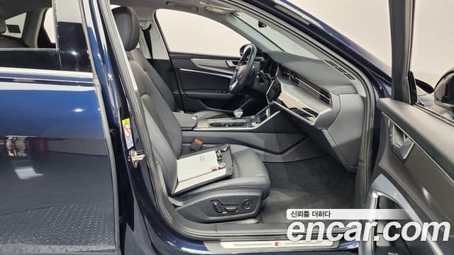 Audi A6 (C8), 2020 11