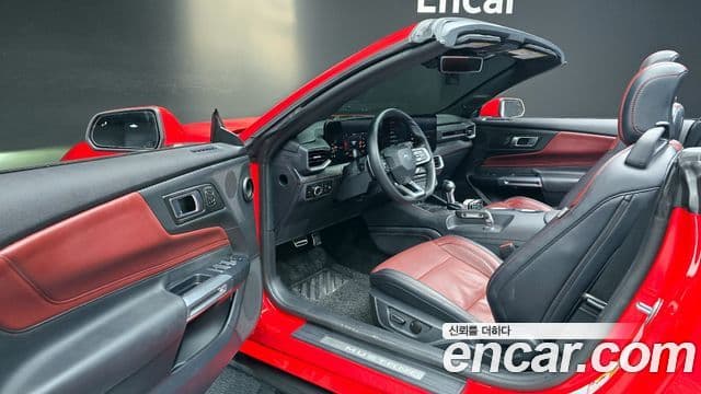 Ford Mustang 7세대 2.3 EcoBoost Premium кабриолет, 2024 11