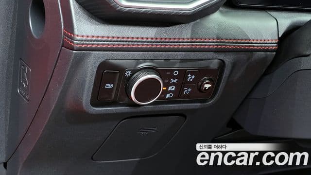 Ford Mustang 7세대 2.3 EcoBoost Premium кабриолет, 2024 14