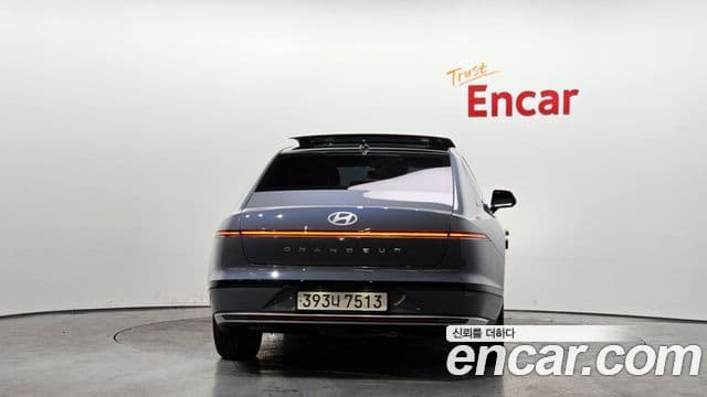 Hyundai Grandeur (GN7) Premium, 2024 4