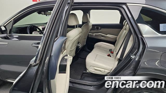 Kia Sorento 4세대 Prestige, 2022 12
