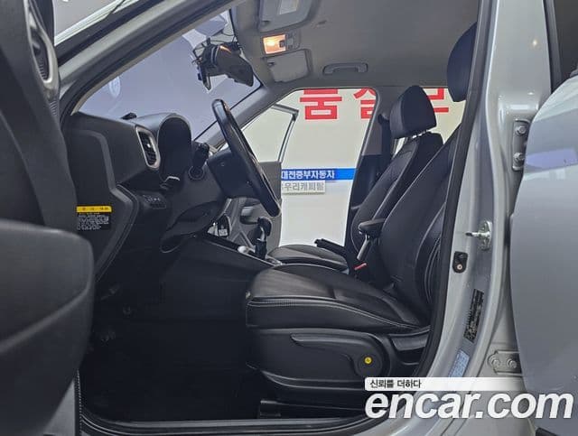 Hyundai Venue 1.6 Smart, 2020 8