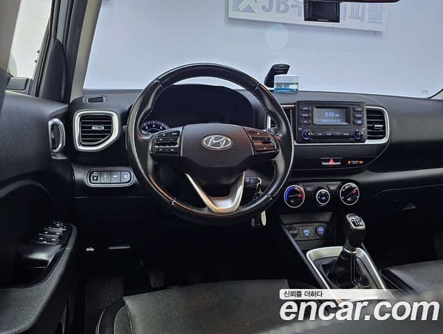 Hyundai Venue 1.6 Smart, 2020 11