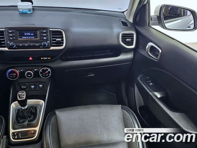 Hyundai Venue 1.6 Smart, 2020 15