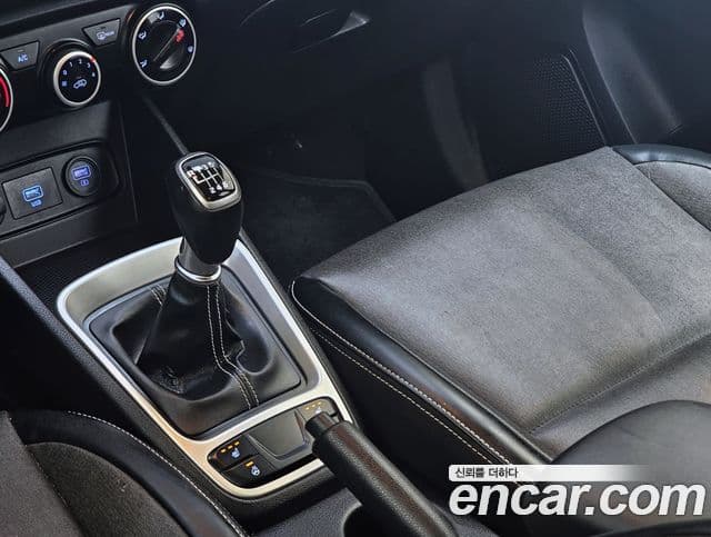 Hyundai Venue 1.6 Smart, 2020 16