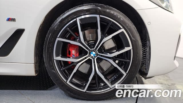 BMW 5시리즈 (G30) 520i M Sport, 2022 все фото