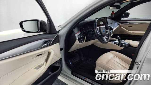BMW 5시리즈 (G30) 520i M Sport, 2022 10