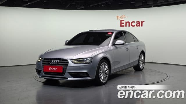 Audi New A4 B8, 2015 1