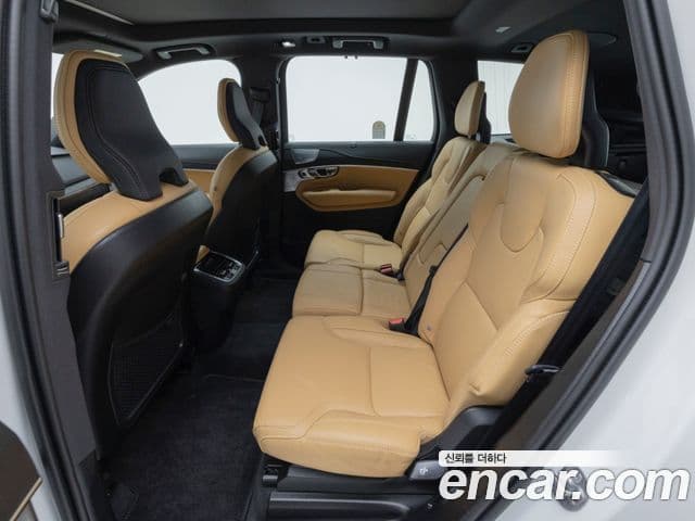 Volvo XC90 2세대 B6 Ultra Bright, 2025 10
