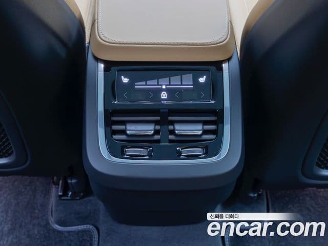 Volvo XC90 2세대 B6 Ultra Bright, 2025 16