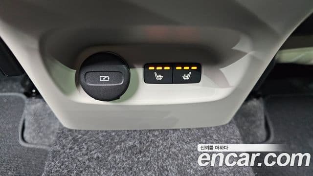 Volvo XC40 B4 Ultra Bright, 2025 18