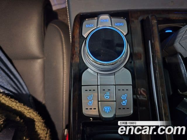 Genesis G90 Premium Luxury, 2019 11