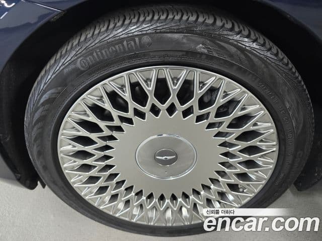 Genesis G90 Premium Luxury, 2019 18