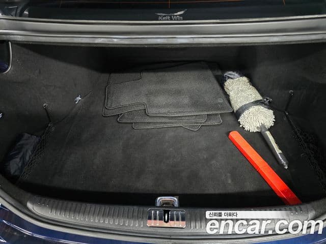 Genesis G90 Premium Luxury, 2019 20