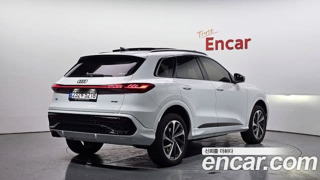 Audi Q5 (80A) 40 TDI Quattro S Line чёрный Edition, 2025 2