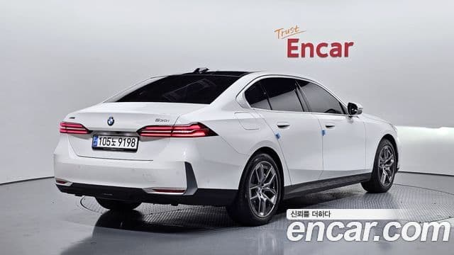 BMW 5시리즈 (G60), 2024 2