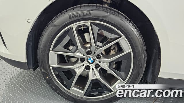 BMW 5시리즈 (G60), 2024 все фото