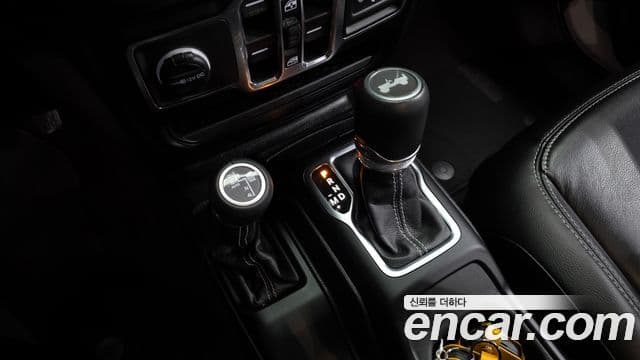 Jeep Wrangler (JL) 2.0 Overland 4도어, 2023 9