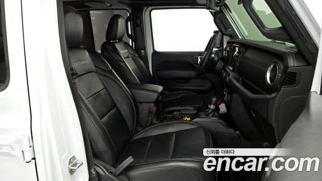 Jeep Wrangler (JL) 2.0 Overland 4도어, 2023 11