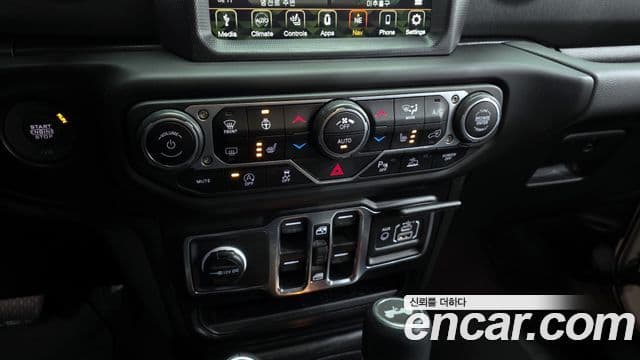 Jeep Wrangler (JL) 2.0 Overland 4도어, 2023 18