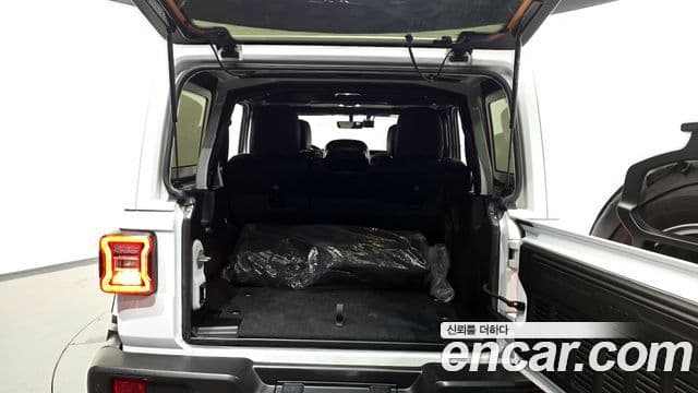 Jeep Wrangler (JL) 2.0 Overland 4도어, 2023 20