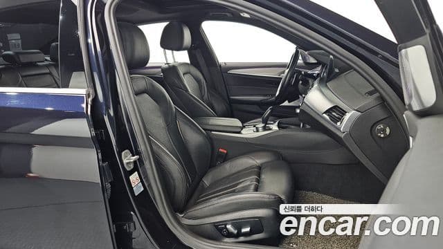 BMW 5시리즈 (G30) 520d xDrive M Sport, 2018 10