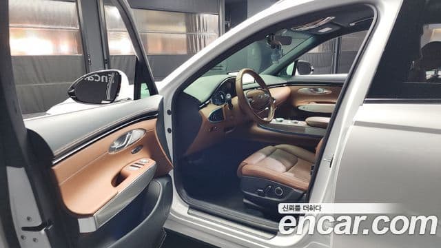 Genesis GV70, 2024 10