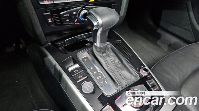 Audi New A4 B8, 2013 9