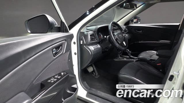 KG모빌리티(SsangYong) Berry New Tivoli V3, 2022 11