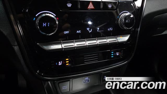 KG모빌리티(SsangYong) Berry New Tivoli V3, 2022 17