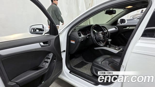 Audi New A4 B8, 2016 10